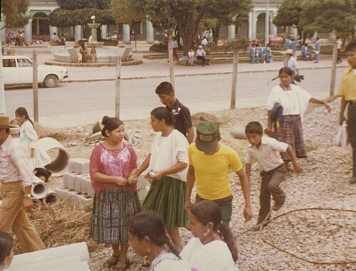 File:Chicicastenango men.jpeg